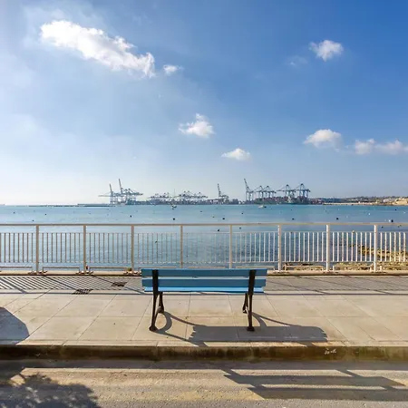 Charming 3br Apt With Breathtaking Sea Views By 360 Estates Apartment