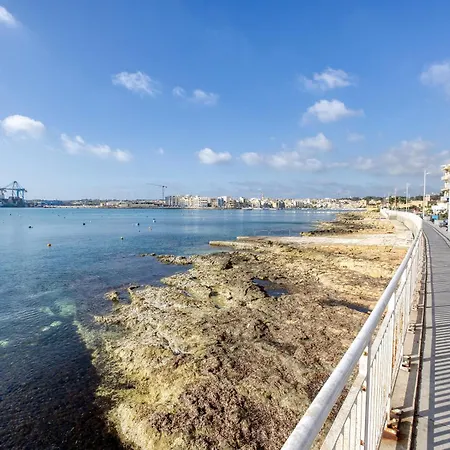 Charming 3br Apt With Breathtaking Sea Views By 360 Estates *